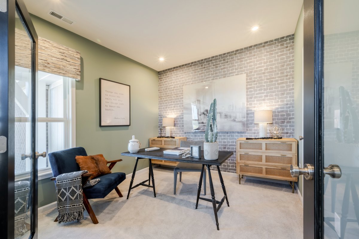 , Homes for Sale at Oaks of Eastgate New Home Builders Fischer Homes